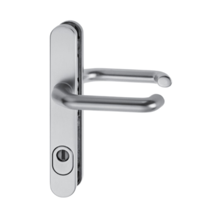Narrow frame handle fitting with core pulling protection