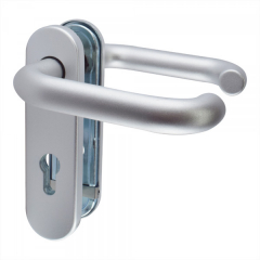Fire resistant handle fitting without core pulling protection KS